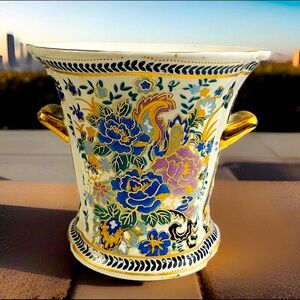 Vintage Vase With Handles Zhong Guo Zhi Zao Mark And Numbered Gold Trimmed